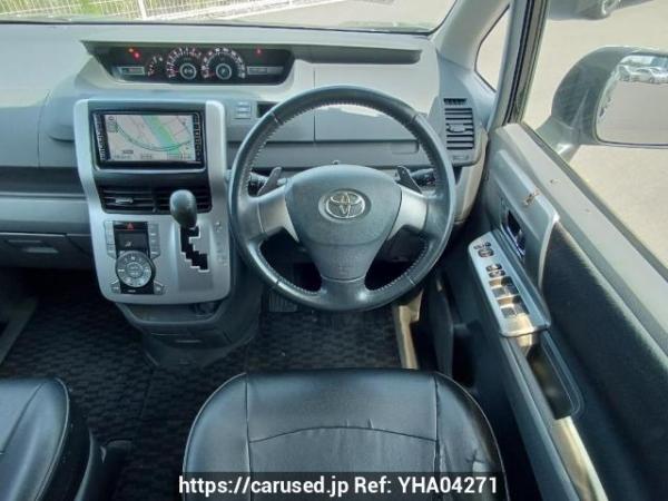 Used 2009 AT toyota voxy ZRR70W Image[20]