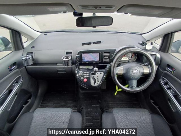 Used 2004 AT toyota wish ZNE10G Image[17]