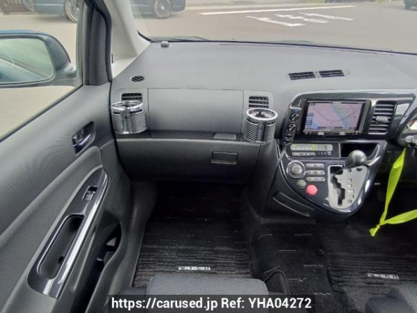 Used 2004 AT toyota wish ZNE10G Image[18]