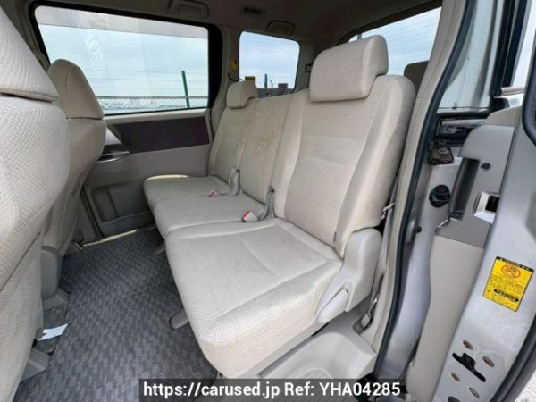 Used 2009 AT toyota noah ZRR70W Image[15]