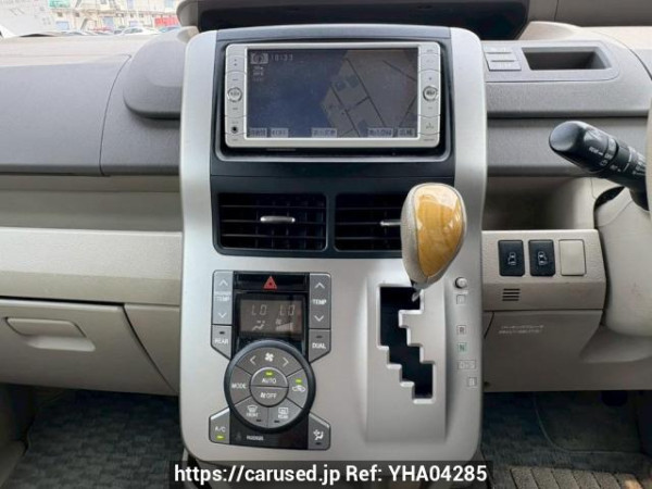 Used 2009 AT toyota noah ZRR70W Image[19]
