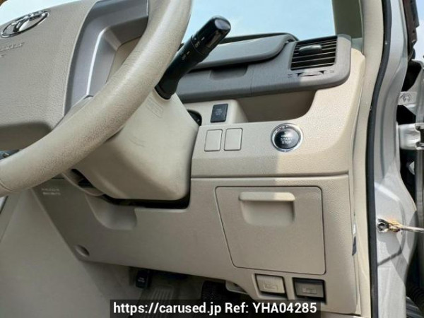 Used 2009 AT toyota noah ZRR70W Image[28]