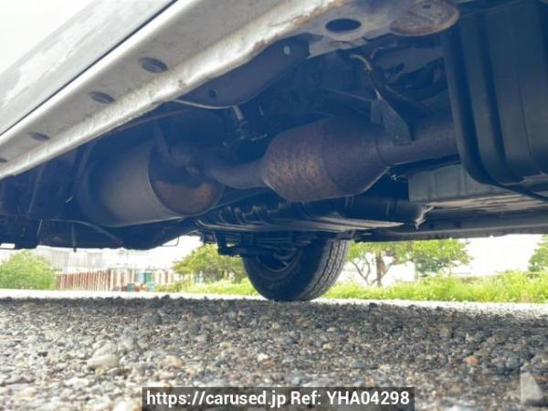 Used 2005 AT toyota regiusace-van KDH200V Image[33]