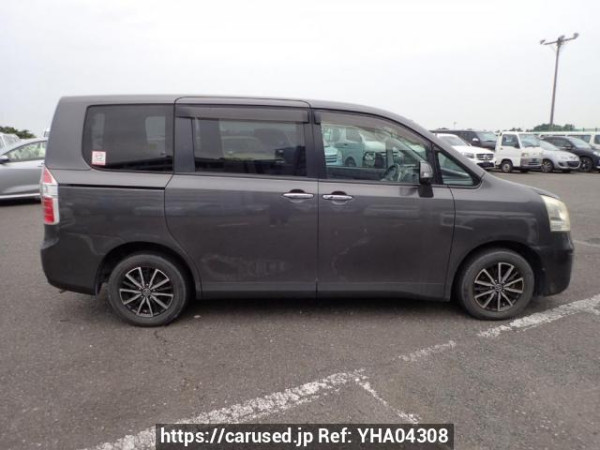 Used 2010 AT toyota noah ZRR70G Image[7]