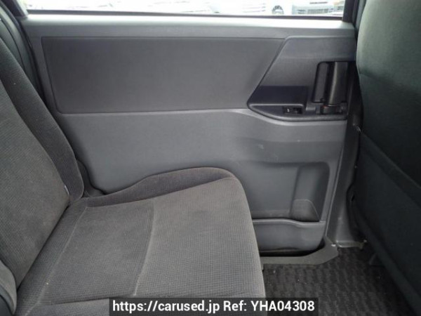 Used 2010 AT toyota noah ZRR70G Image[15]