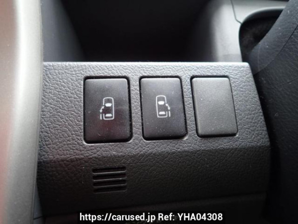 Used 2010 AT toyota noah ZRR70G Image[31]
