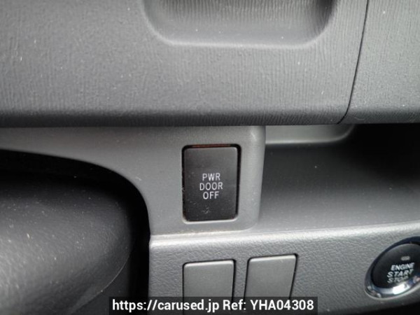 Used 2010 AT toyota noah ZRR70G Image[32]