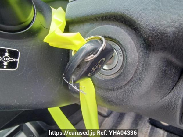Used 2004 AT toyota harrier ACU30W Image[25]