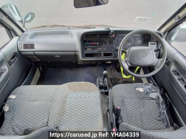 Used 2002 MT toyota hiace-van RZH112V Image[16]