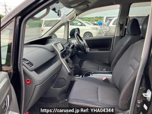 Used 2009 AT toyota voxy ZRR70W Image[10]
