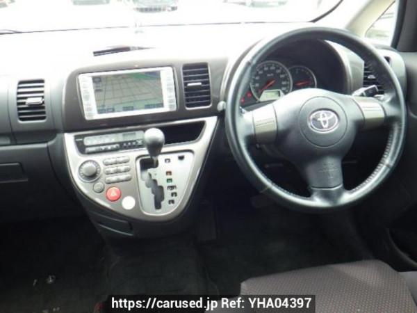 Used 2004 AT toyota wish ZNE10G Image[19]