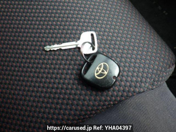 Used 2004 AT toyota wish ZNE10G Image[26]
