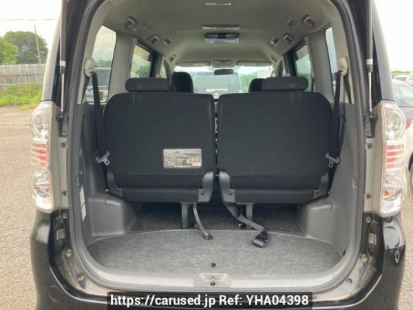 Used 2009 AT toyota voxy ZRR70W Image[6]