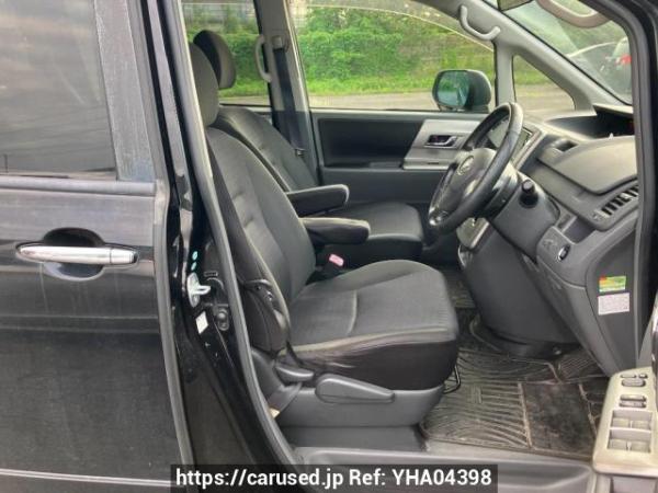 Used 2009 AT toyota voxy ZRR70W Image[9]