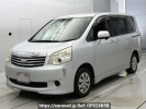Toyota Noah ZRR70G