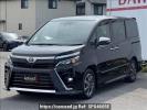 Toyota Voxy ZRR80W