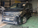 Toyota Noah ZWR80W