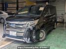 Toyota Noah ZWR80W