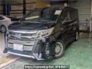 Toyota Noah ZWR80W