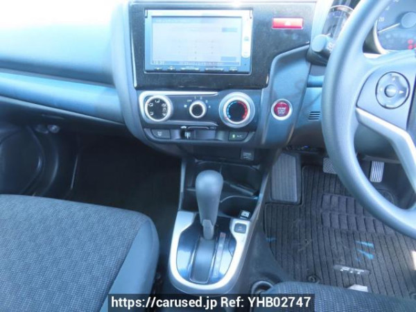 Used 2014 AT honda fit GK3 Image[18]