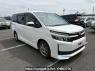 Used 2015 AT toyota voxy ZRR80G Image[0]