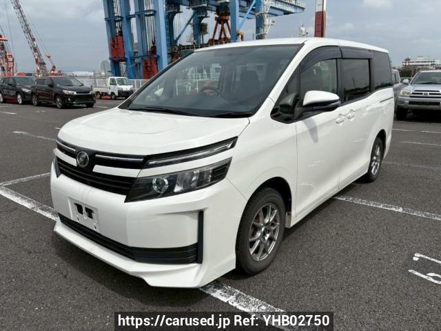 Buy Used 2015 Toyota Voxy ZRR80G (YHB02750) - Carused.jp