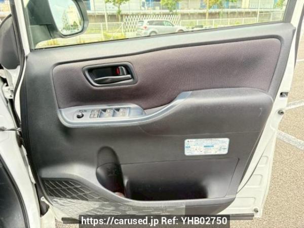 Used 2015 AT toyota voxy ZRR80G Image[17]