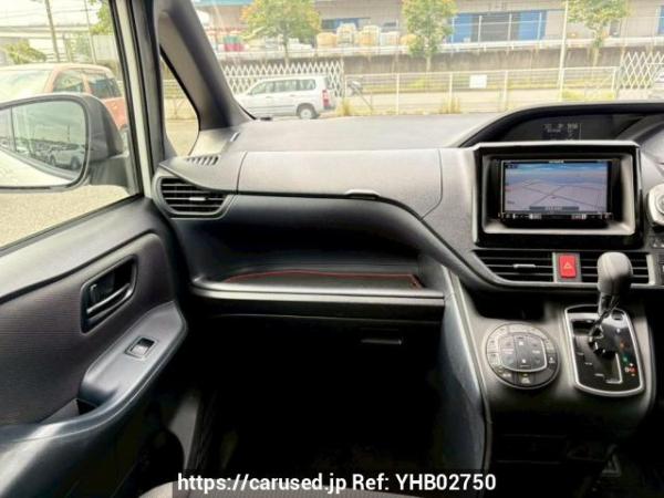 Used 2015 AT toyota voxy ZRR80G Image[20]