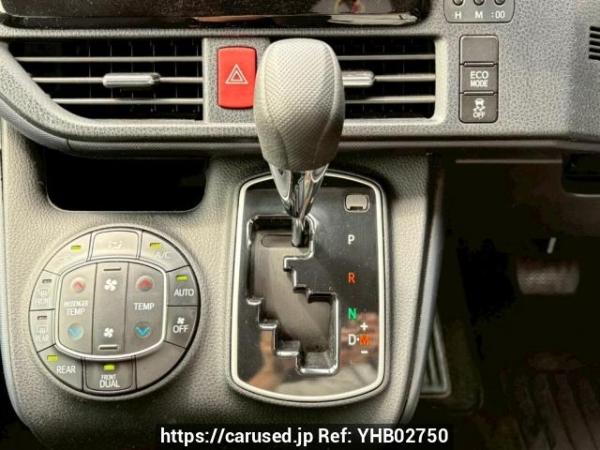 Used 2015 AT toyota voxy ZRR80G Image[28]