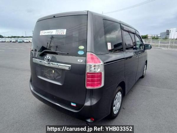 Used 2009 AT toyota noah ZRR70G Image[6]