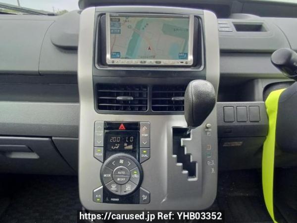 Used 2009 AT toyota noah ZRR70G Image[19]