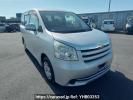 Toyota Noah ZRR70G