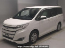Toyota Noah ZRR80G