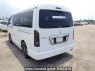 Used 2005 AT toyota hiace-wagon TRH214W Image[4]
