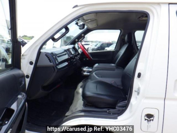 Used 2005 AT toyota hiace-wagon TRH214W Image[12]