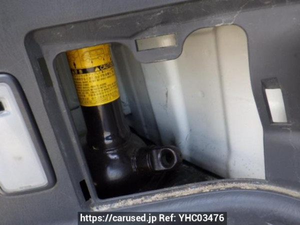 Used 2005 AT toyota hiace-wagon TRH214W Image[40]