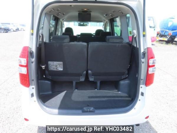 Used 2013 AT toyota noah ZRR70G Image[8]