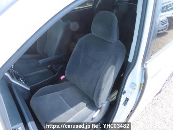 Used 2013 AT toyota noah ZRR70G Image[16]
