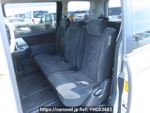 Used 2013 AT toyota noah ZRR70G Image[20]