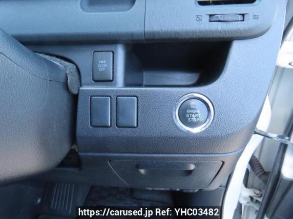 Used 2013 AT toyota noah ZRR70G Image[33]