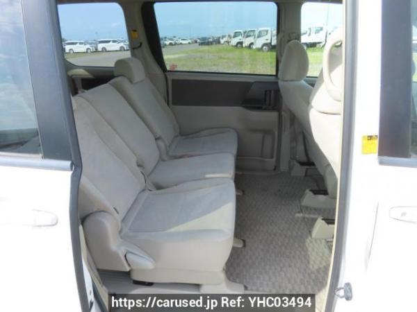 Used 2008 AT toyota noah ZRR70G Image[17]