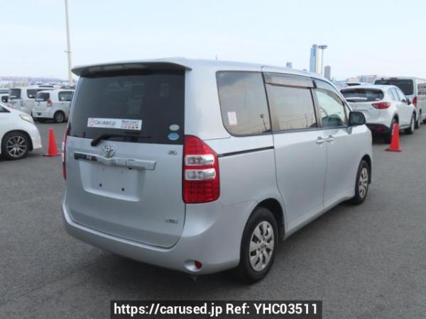 Used 2011 AT toyota noah ZRR70G Image[6]