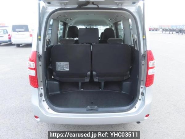 Used 2011 AT toyota noah ZRR70G Image[8]