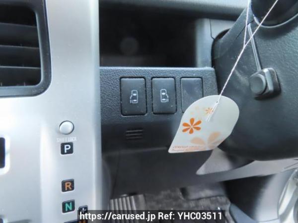 Used 2011 AT toyota noah ZRR70G Image[32]
