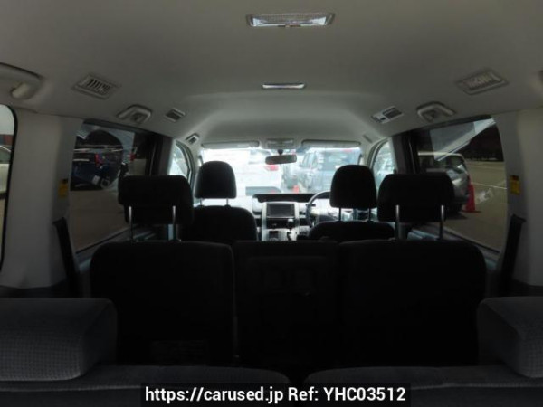 Used 2007 AT toyota noah ZRR70G Image[9]