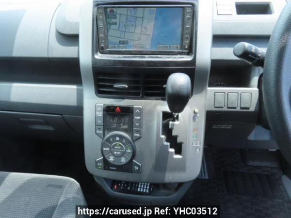 Used 2007 AT toyota noah ZRR70G Image[28]
