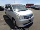 Toyota Noah ZRR70G