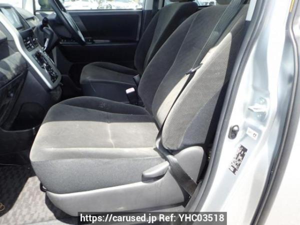 Used 2010 AT toyota noah ZRR70G Image[17]