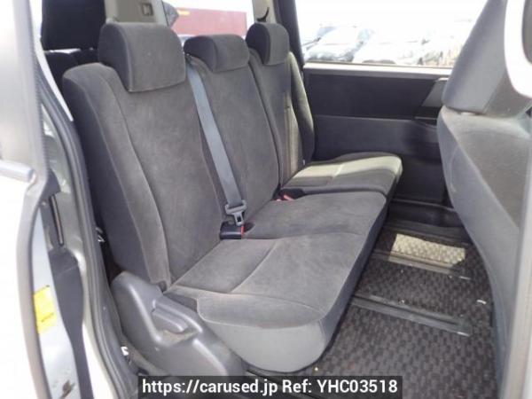 Used 2010 AT toyota noah ZRR70G Image[18]