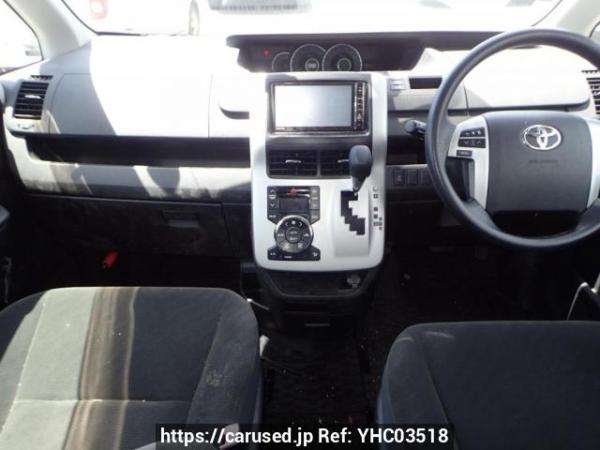 Used 2010 AT toyota noah ZRR70G Image[21]